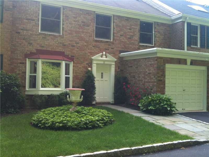 22 Georgetowne N unit 22, Greenwich, CT 06831 - photo 1