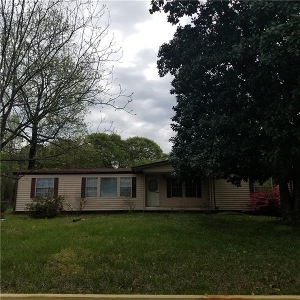 161 Air Acres Way, Woodstock, GA 30188 - photo 1