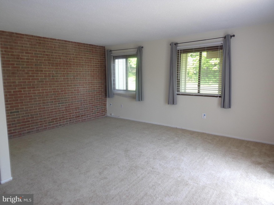 2146 Gunsmith Terrace unit 45, Woodbridge, VA 22191 - photo 1