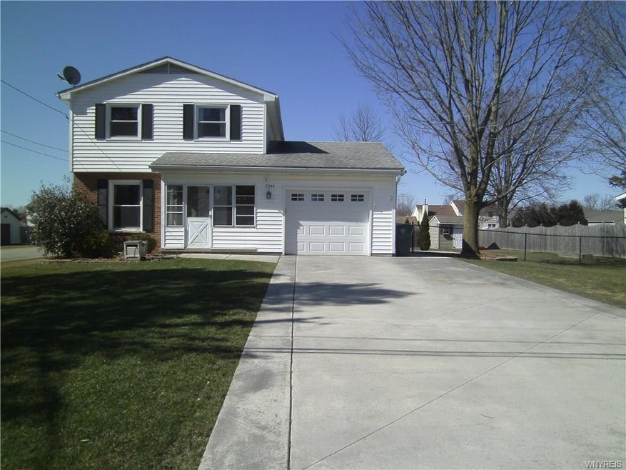 7244 Norman Rd, North Tonawanda, NY 14120 - photo 1