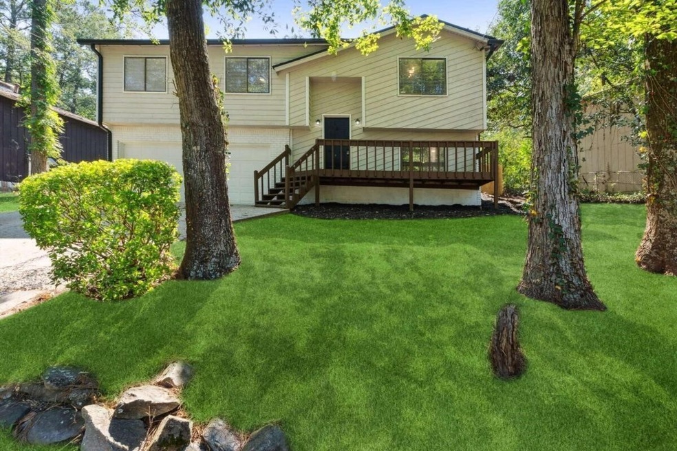 6836 Red Maple Dr, Rex, GA 30273 - photo 1