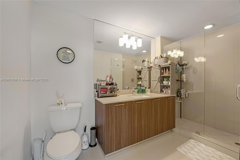 5300 Paseo Blvd unit 912, Doral, FL 33166 - photo 1