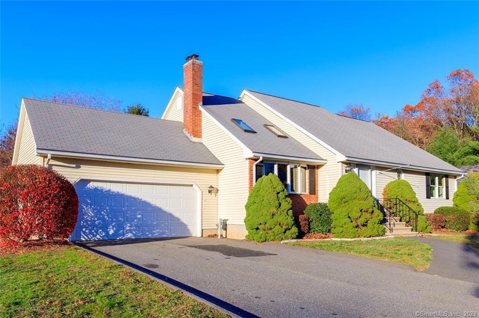 155 Oldefield Farms, Enfield, CT 06082 - photo 1