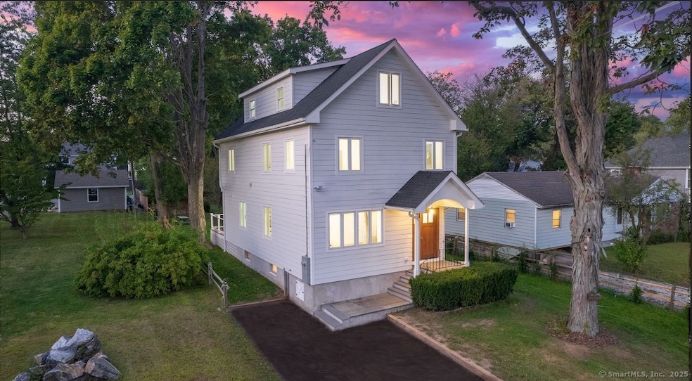 Pending $799,000 • Co-Listing Agent