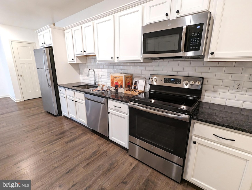 5420 Ridge Ave unit 104, Philadelphia, PA 19128 - photo 1