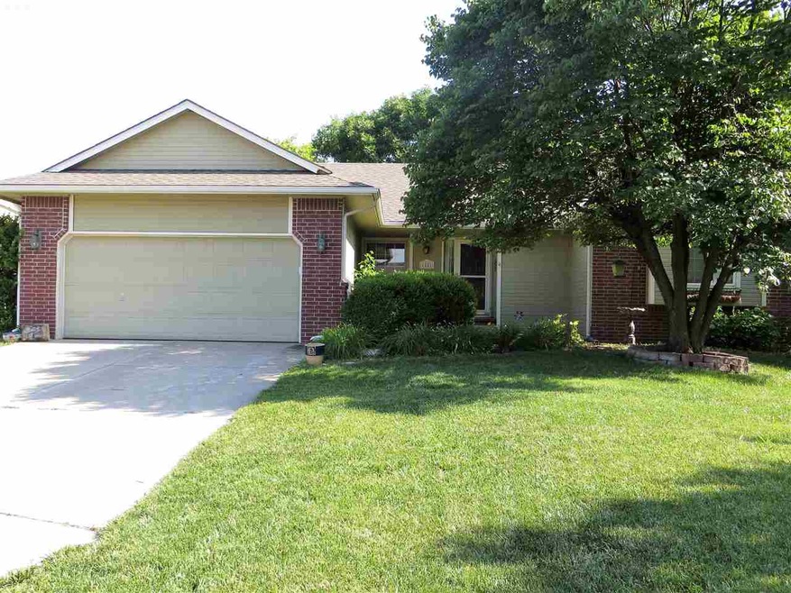 Location! Desirable Southcrest Subdivision in Derb