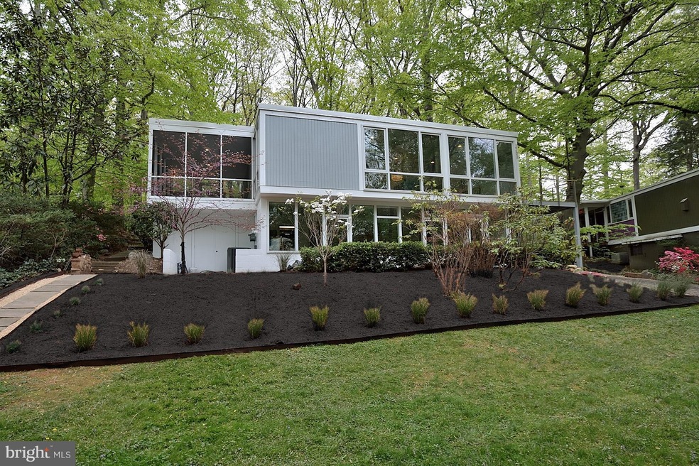 2203 Paul Spring Rd, Alexandria, VA 22307 - photo 1