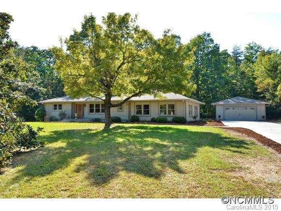 Ranch on 10 acres!