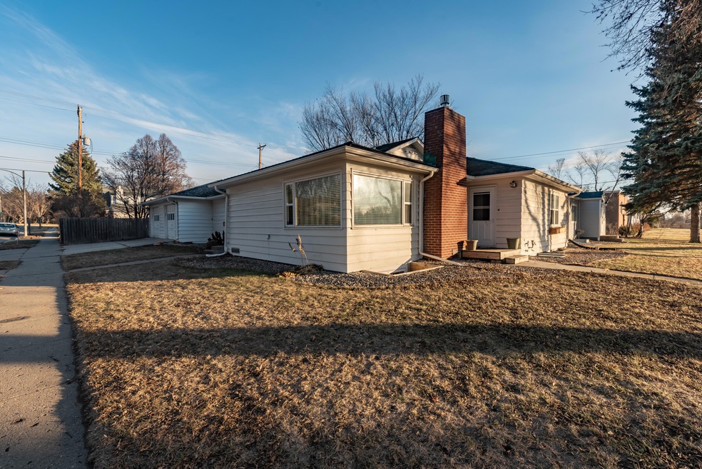 1163 S 3rd St-3