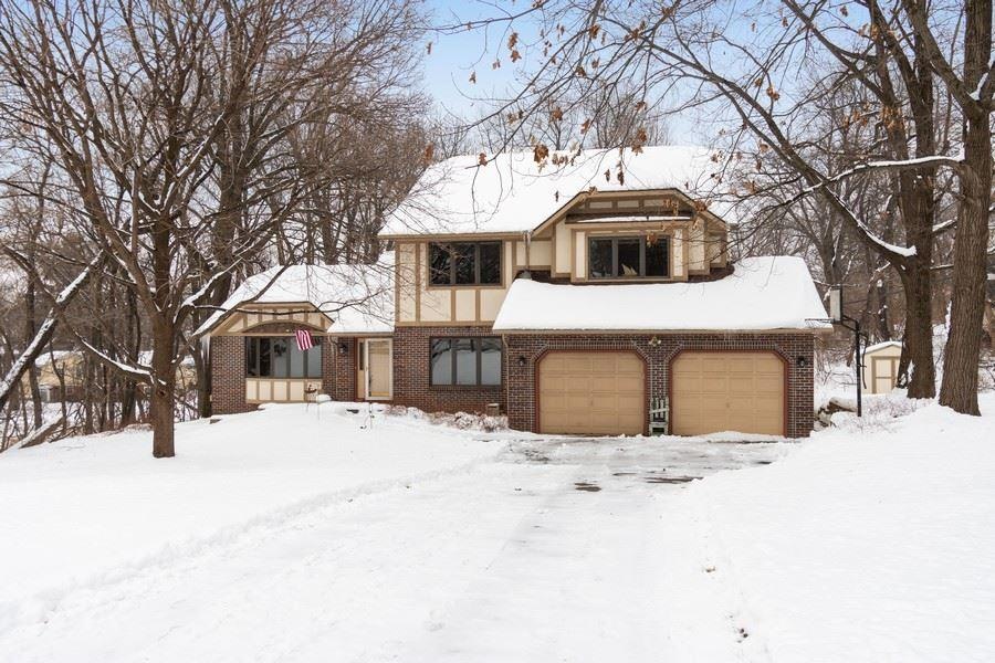 2600 Alpine Ct NE, Cedar Rapids, IA 52402 - photo 1