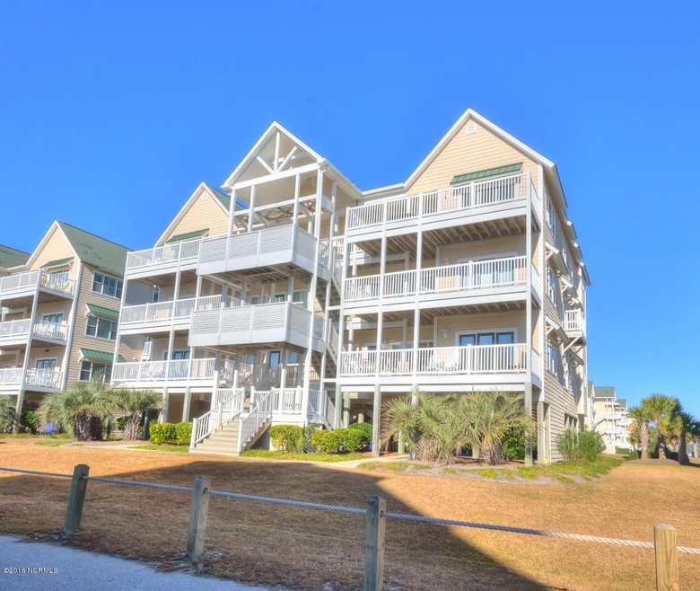 3 Jan St Ocean Isle Beach NC-large-001-2