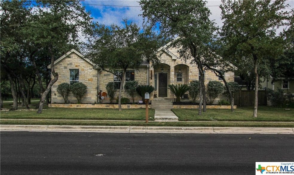 1014 Delmar St, San Marcos, TX 78666 - photo 1