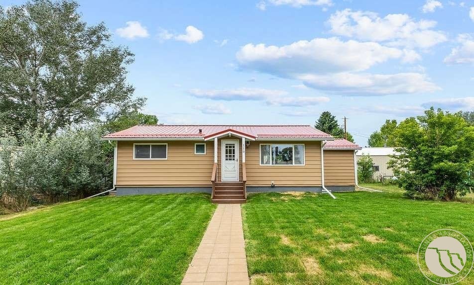 110 N Park St, Joliet, MT 59041 - photo 1