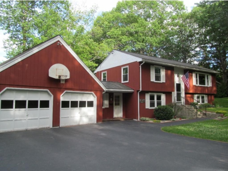 267 Elm St, Claremont, NH 03743 - photo 1