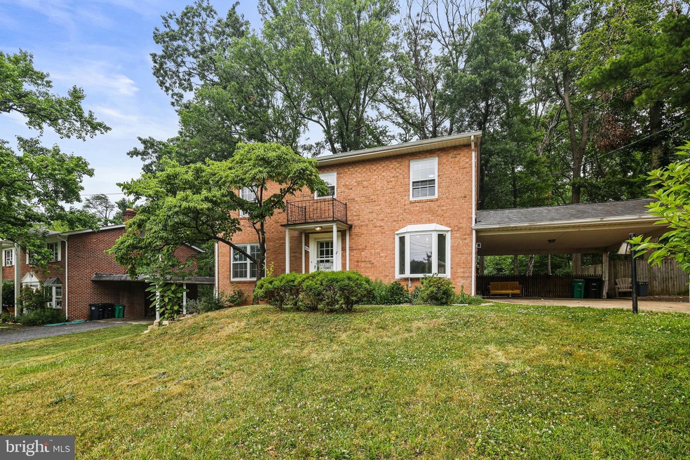 8603 Laverne Dr, Adelphi, MD 20783 - photo 1