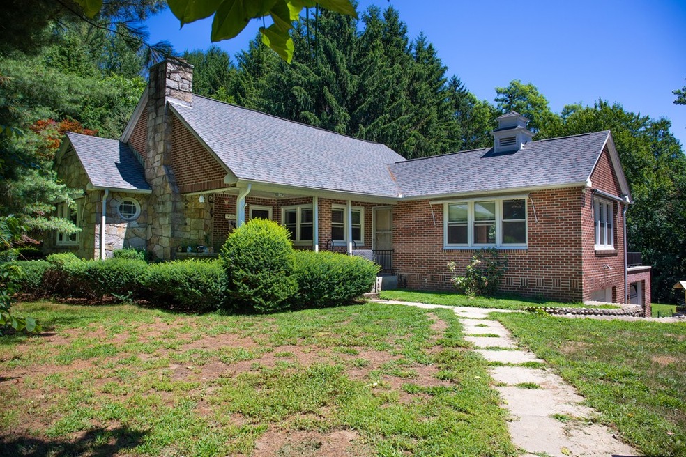 54 Roy St, Ludlow, MA 01056 - photo 1