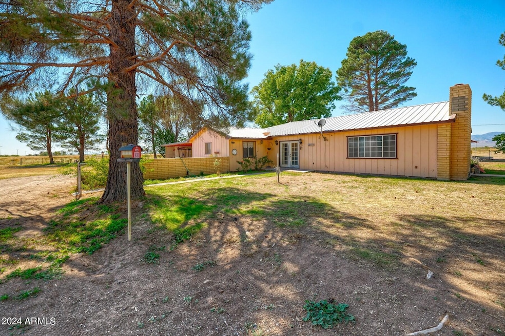 22505_3375 West Hardy Road