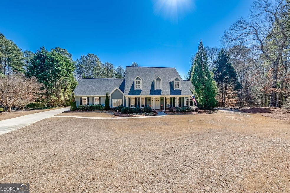 4825 Duncans Lake Dr, Buford, GA 30519 - photo 1