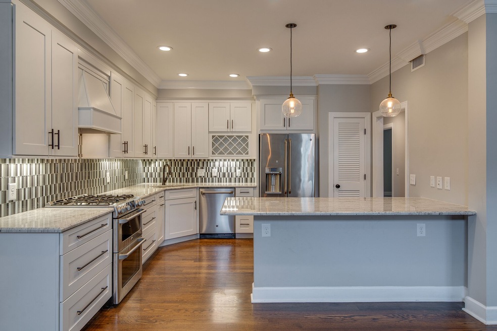 2040 Graybar Ln Unit 2040, Nashville, TN 37215 MLS RTC2277166