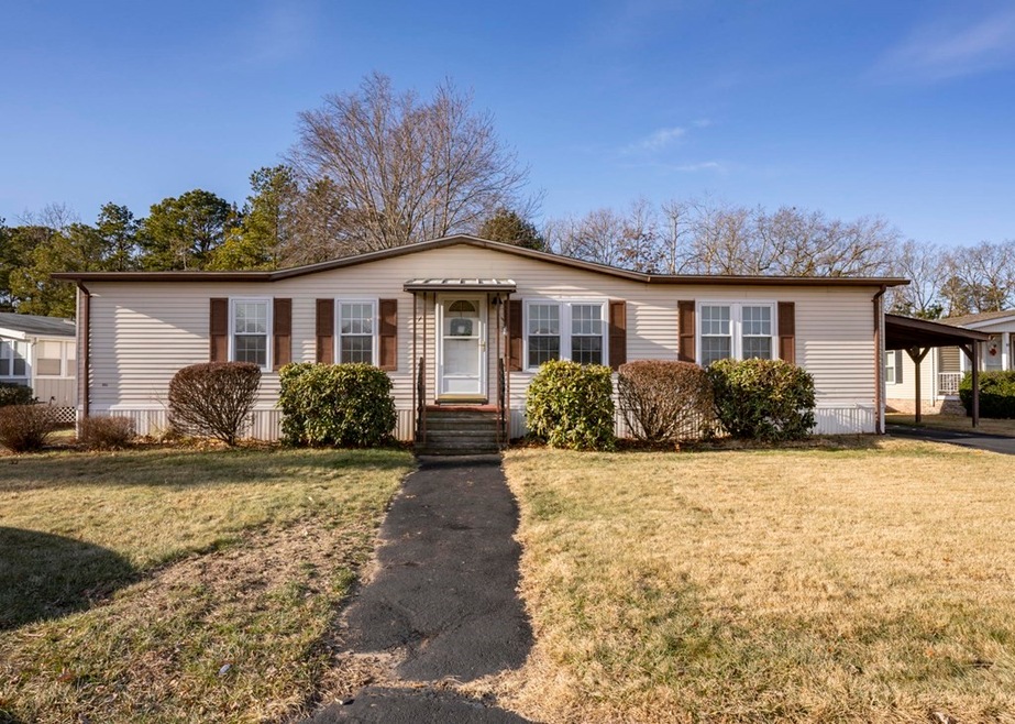 1 Robin Hood Ln unit 145, Attleboro, MA 02703 - photo 1