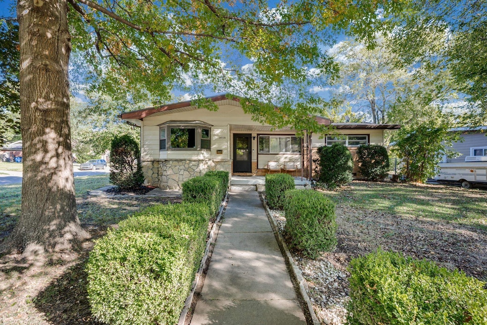 1458 N Georgie Ave, Derby, KS 67037 - photo 1