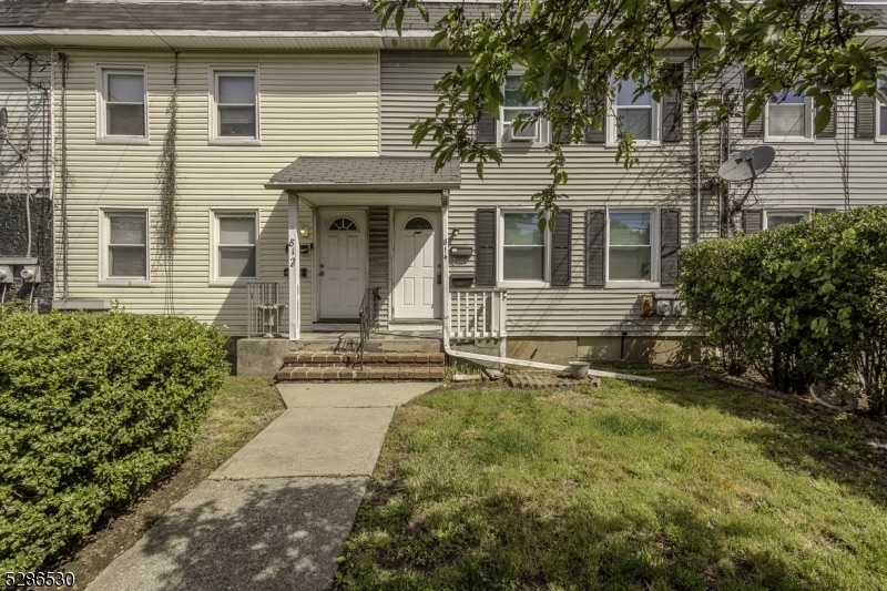 814 E Hazelwood Ave unit 2, Rahway, NJ 07065 - photo 1