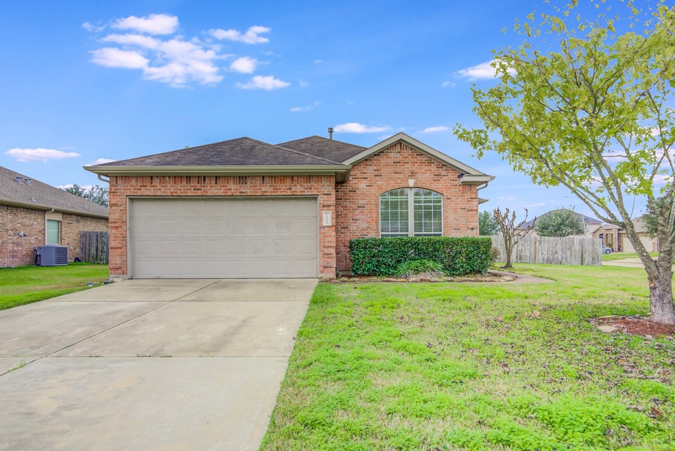 Super cute corner lot home