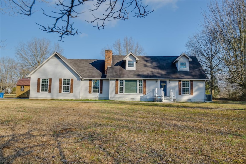 179 Deerfield Cir, Manchester, TN 37355 - photo 1