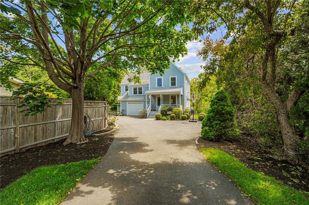 146 Alfred Drown Rd, Barrington, RI 02806 - photo 1