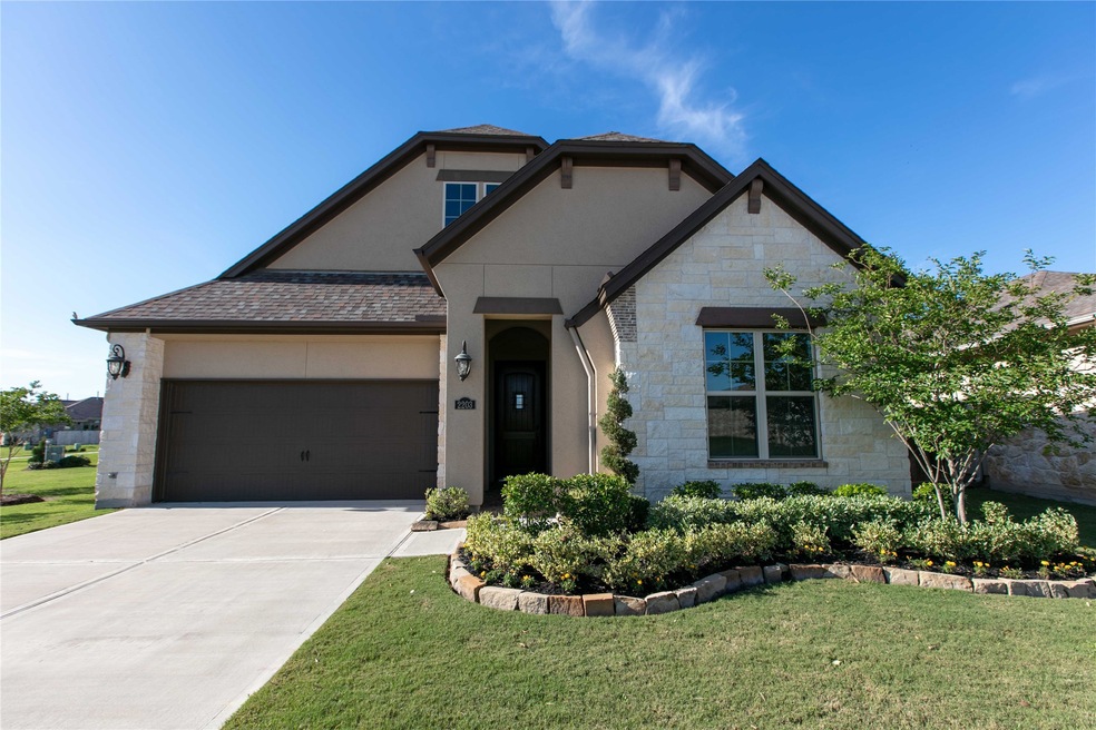 2203 Rose Manor Ct, Richmond, TX 77469 - photo 1