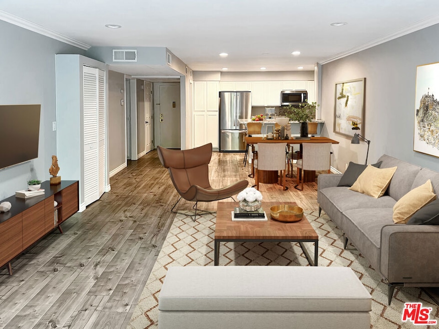 Living & Dining Area