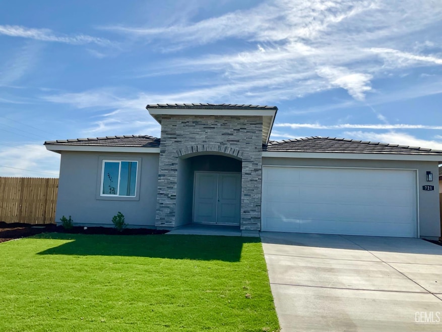 721 Merengue St, Bakersfield, CA 93306 - photo 1