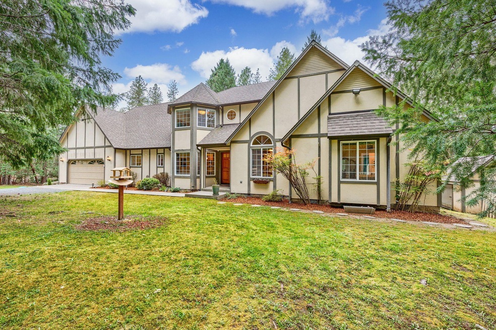 221 Hidden Valley Ln, Rogue River, OR 97537 - photo 1