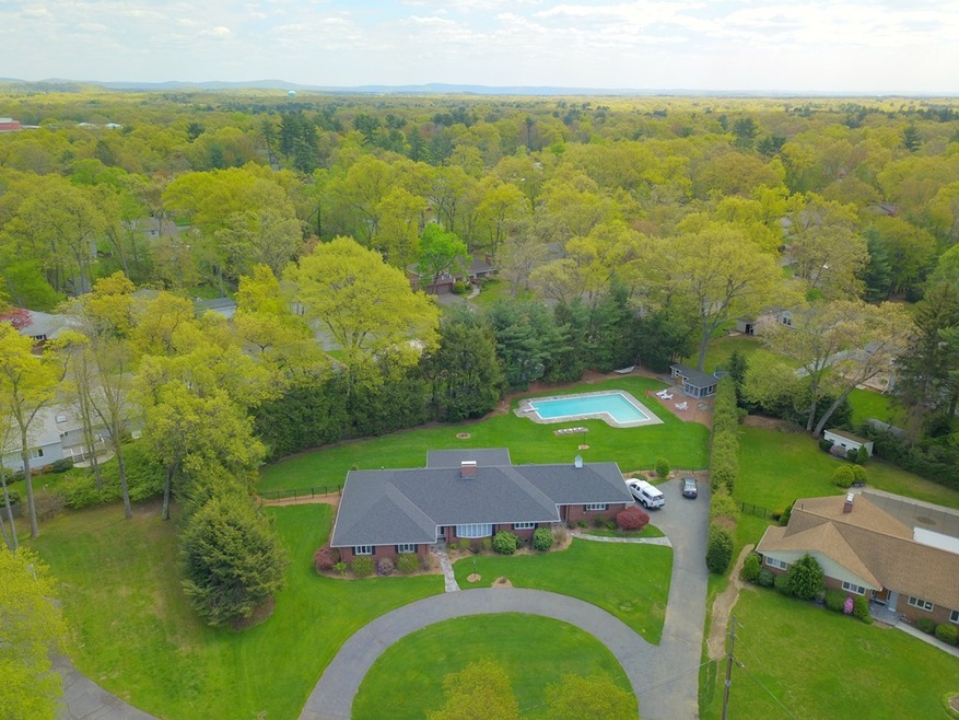 67 Laurel Ln, Longmeadow, MA 01106 - photo 1