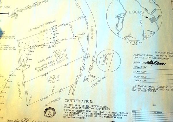 960 Hildreth St, Dracut, MA 01826 - photo 1