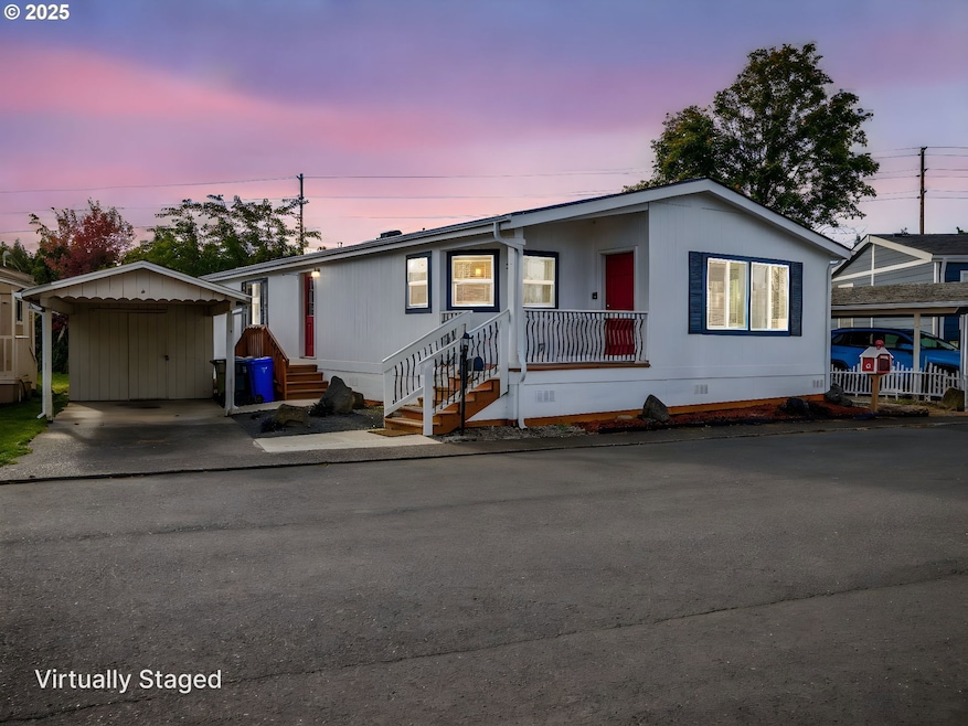 570 N 10th Ave unit 2, Cornelius, OR 97113 - photo 1