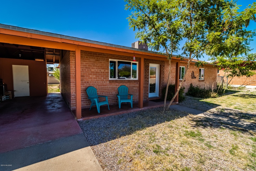 2203 N Flores Dr, Tucson, AZ 85705 - photo 1