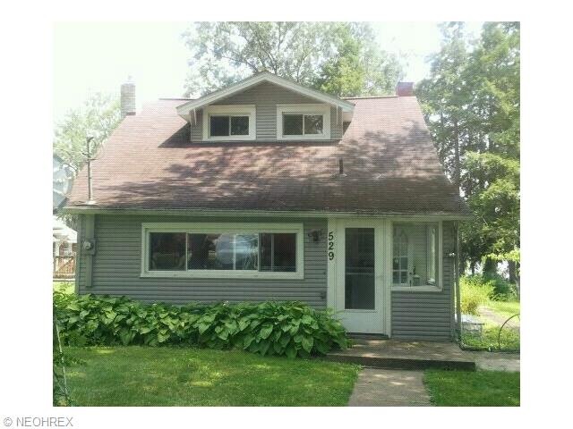 WELCOME HOME ~ 529 Scott St. Lake Milton, OH