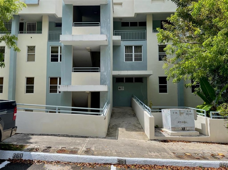 Apto 2604 Blvd de La Media Luna unit 2604, Carolina, PR 00983 - photo 1