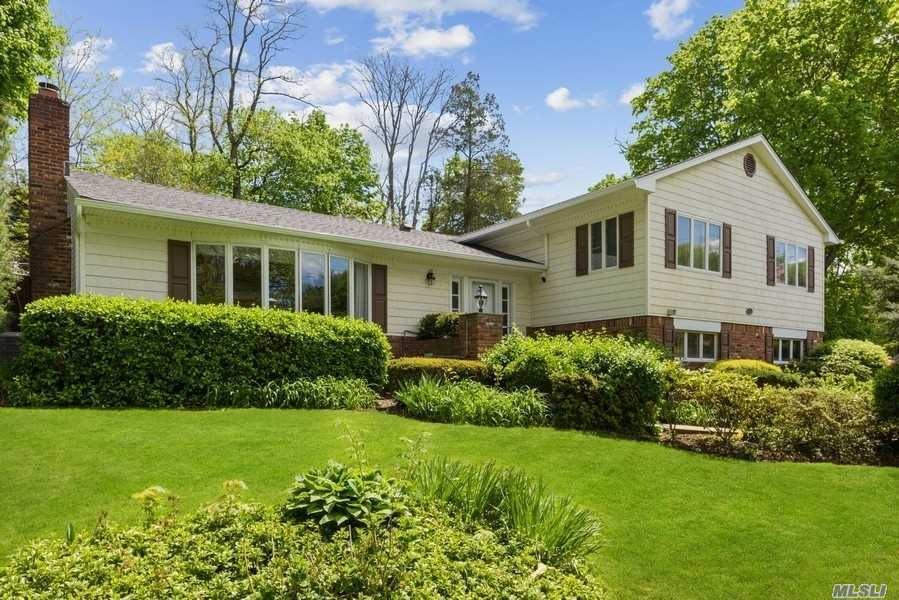 3 E View Ct, Port Washington, NY 11050 - photo 1