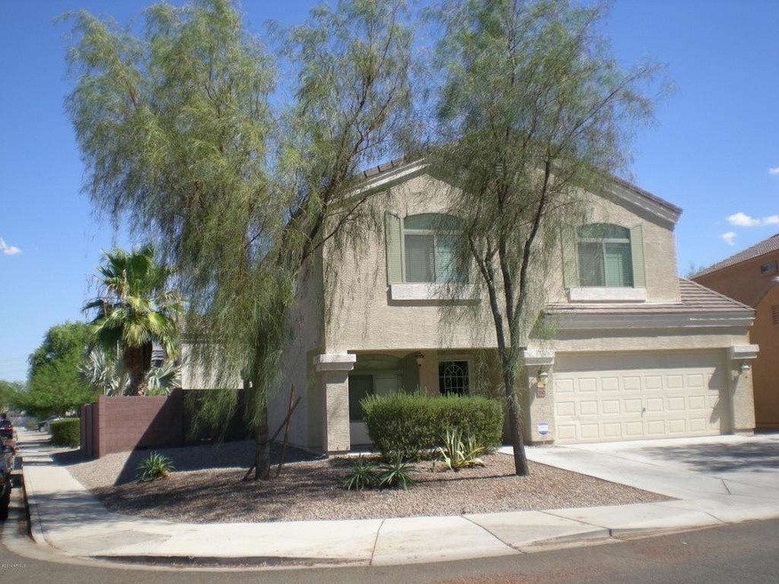 FANTASTIC CORNER LOT