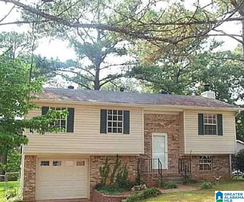 2334 Spencer Ln, Center Point, AL 35215 - photo 1