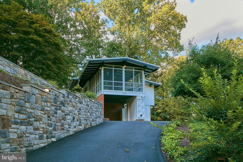 3316 Stoneybrae Dr, Falls Church, VA 22044 - photo 1