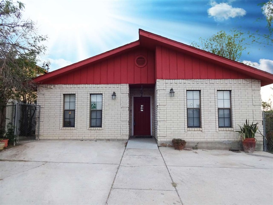 515 E Stewart St, Laredo, TX 78040 - photo 1