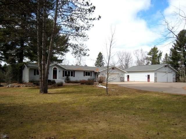 N9361 Wilderness Dr, Tomahawk, WI 54487 - photo 1