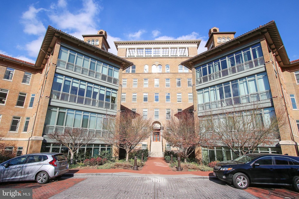 The Columbia Residences unit 442, Washington, DC 20037 - photo 1