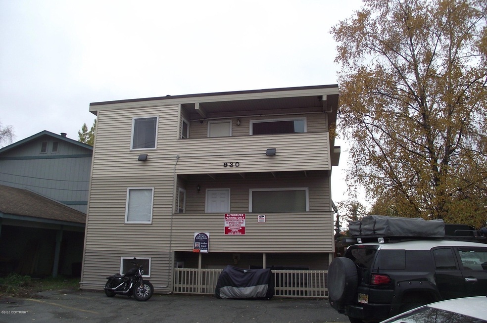 930 W 27th Ave unit 4, Anchorage, AK 99503 - photo 1