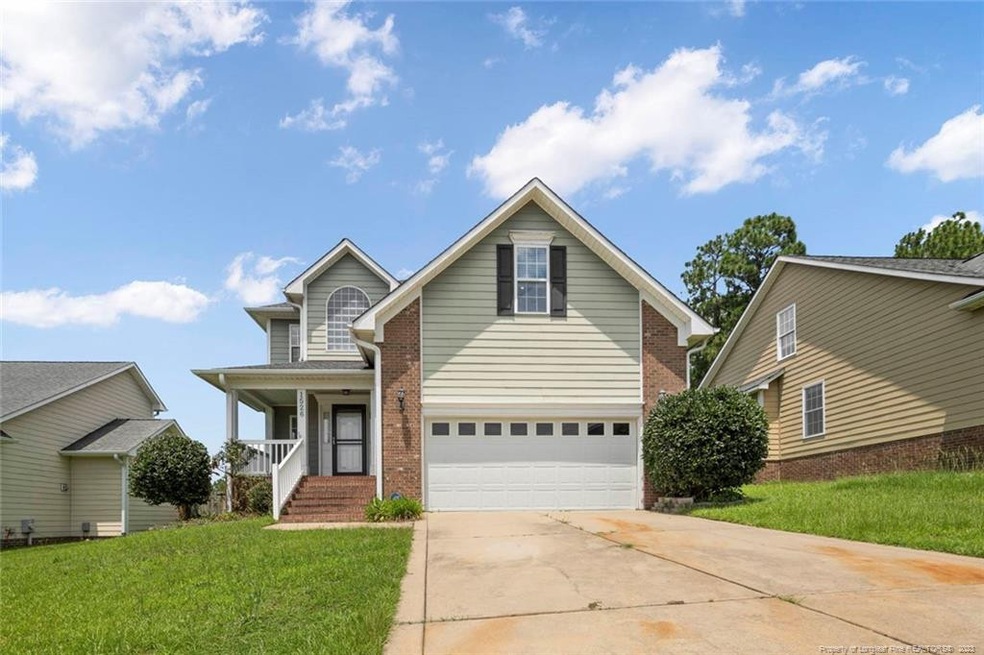 1526 Stonewood Dr, Fayetteville, NC 28306 - photo 1