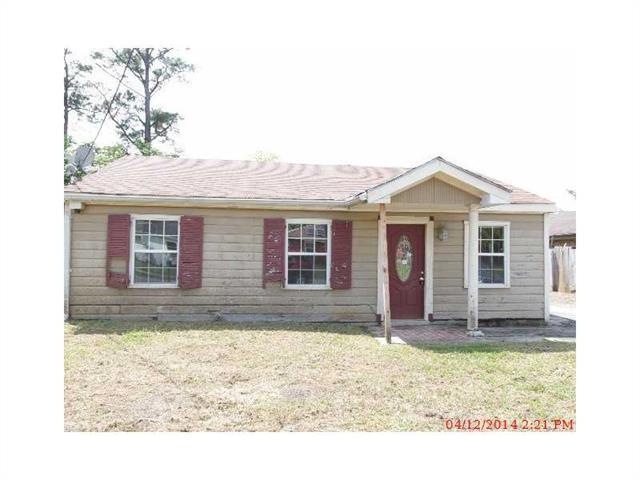 4630 Saint Ferdinand Dr, New Orleans, LA 70126 - photo 1