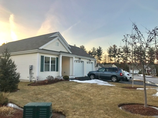 4 Elystan Cir, Nashua, NH 03064 - photo 1